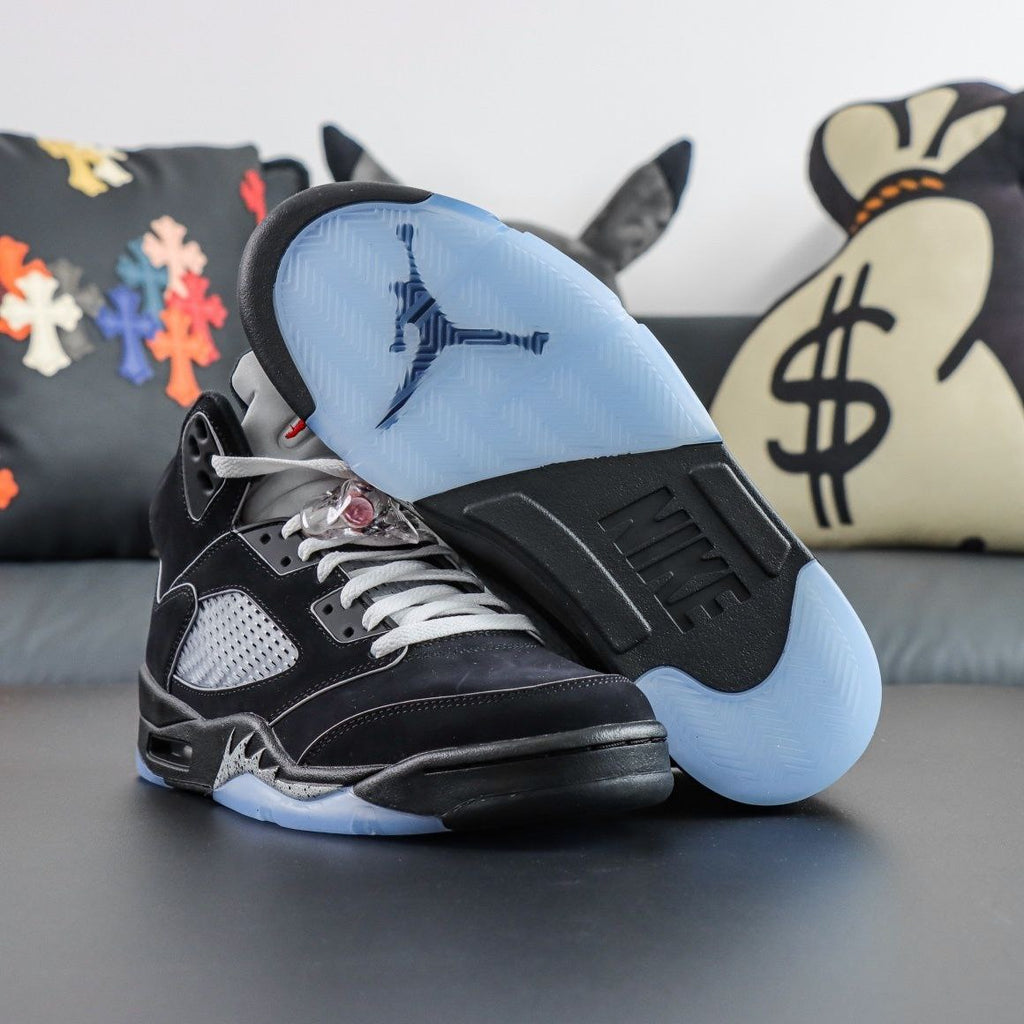 Air Jordan 5 Retro OG Black Metallic Reimagined