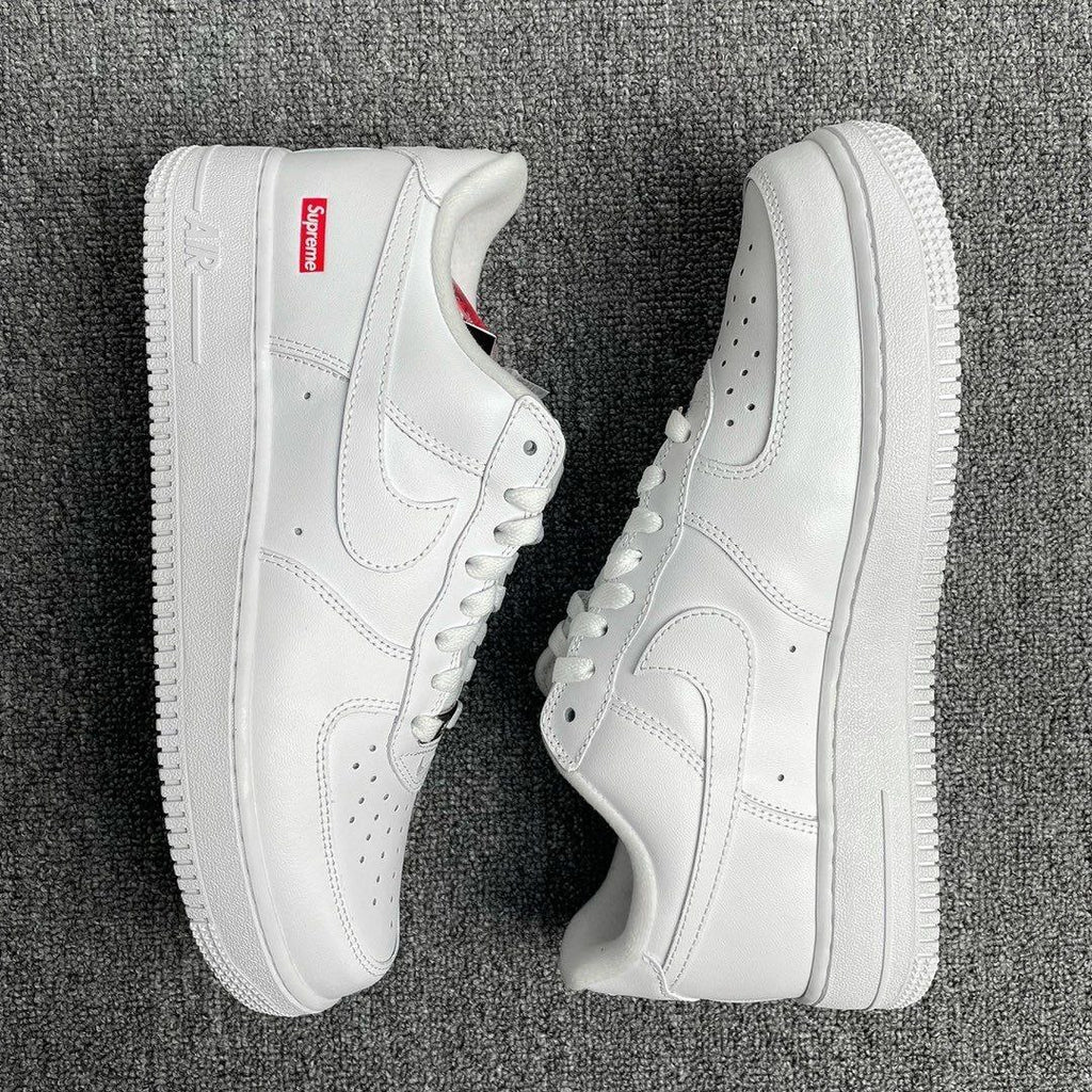 Nike Air Force 1 Low Supreme White