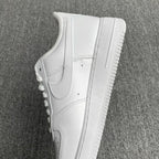 Nike Air Force 1 Low Supreme White