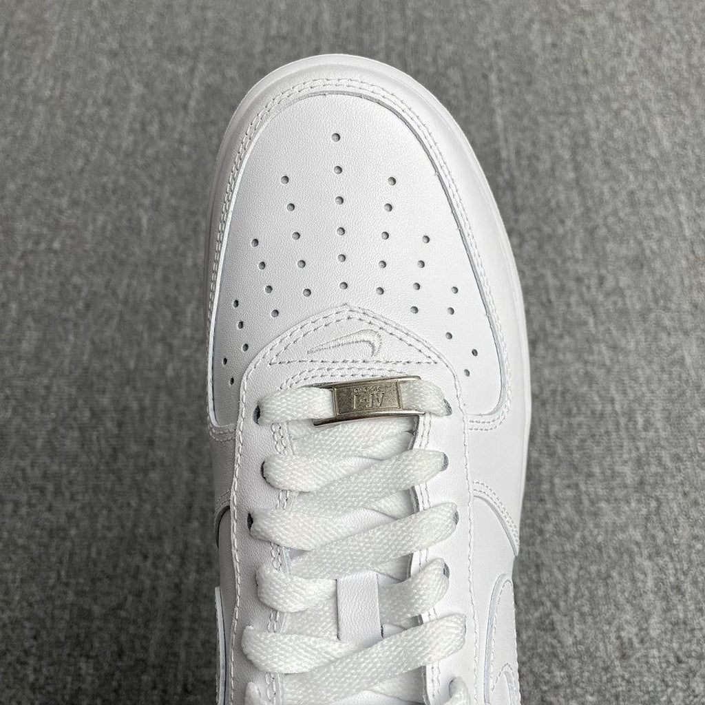 Nike Air Force 1 Low Supreme White