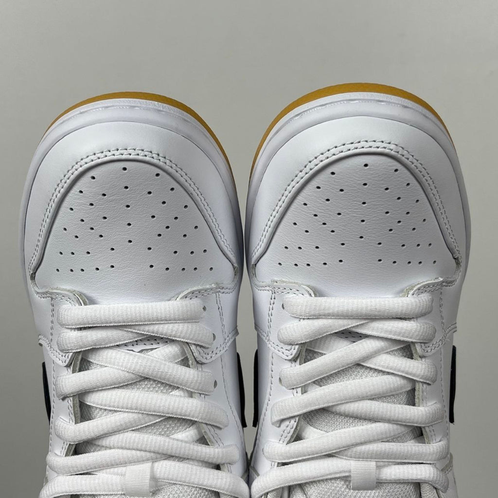 Nike SB Dunk Low Pro White Gum