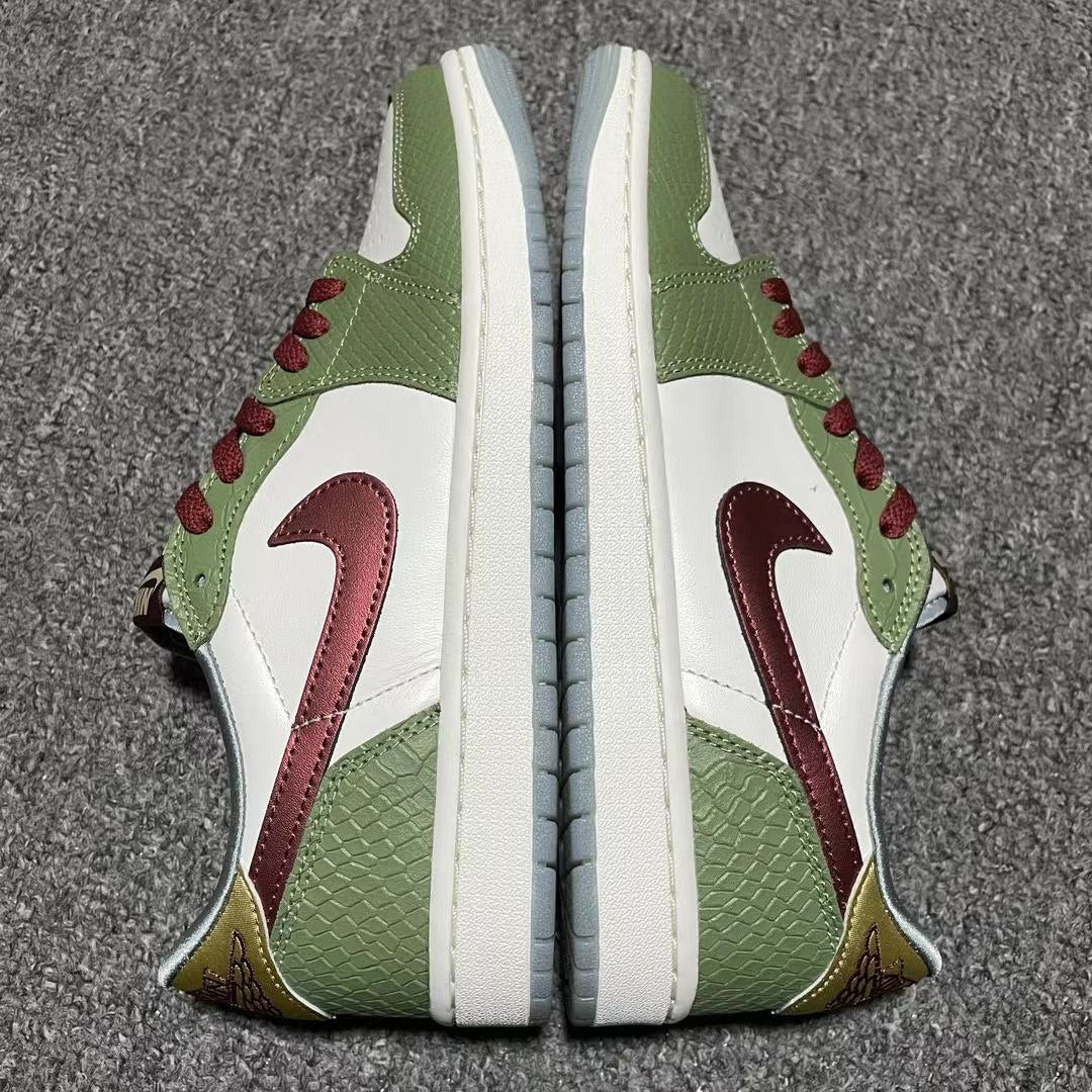 Air Jordan 1 Retro Low OG Year of the Dragon (2024)