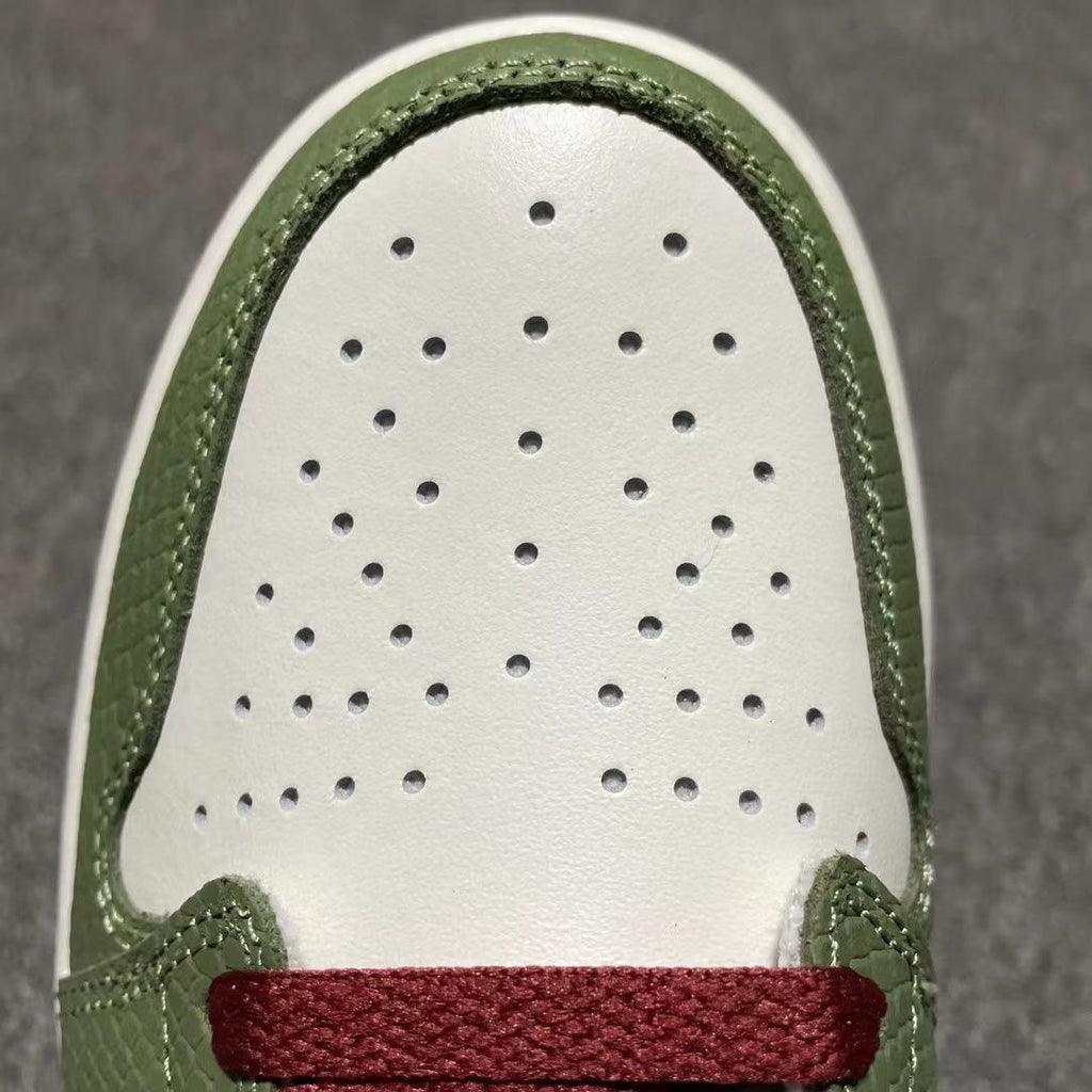 Air Jordan 1 Retro Low OG Year of the Dragon (2024)