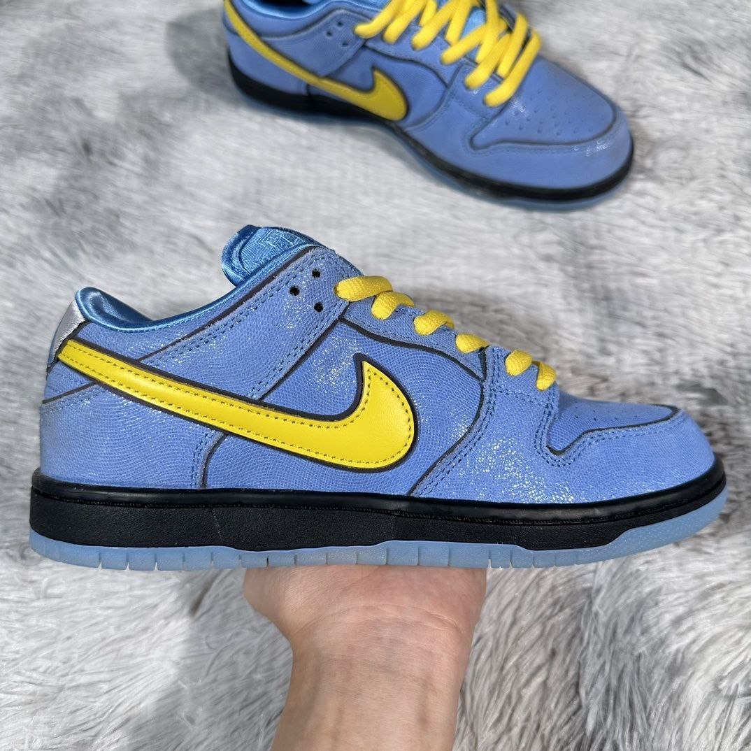 Nike SB Dunk Low The Powerpuff Girls Bubbles