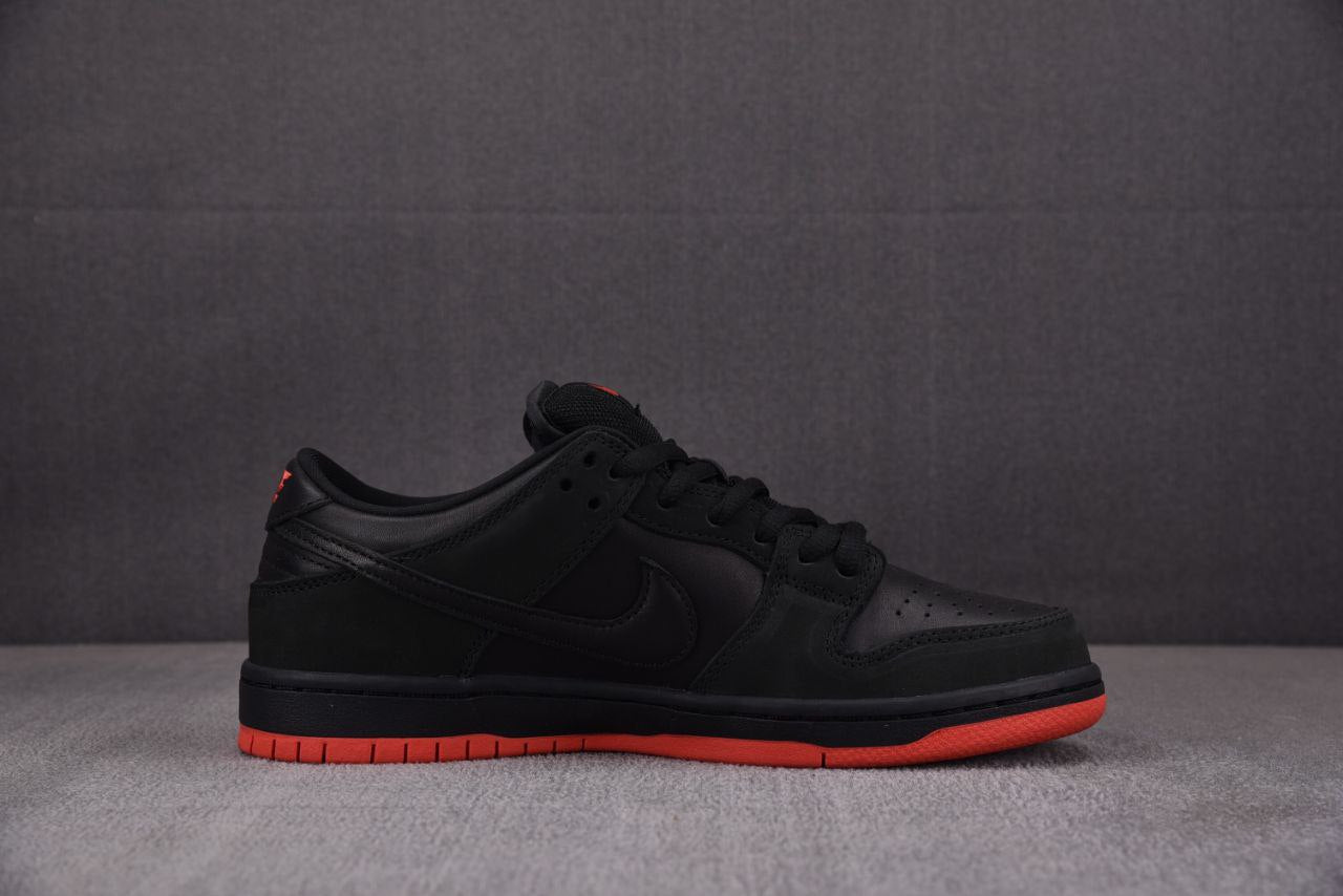 Nike SB Dunk Low Black Pigeon