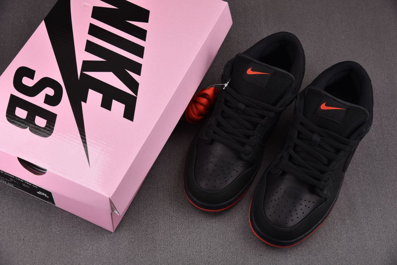 Nike SB Dunk Low Black Pigeon