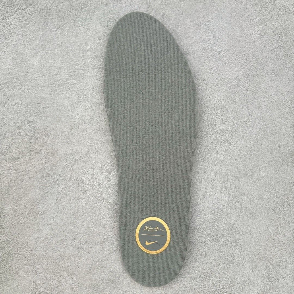 Nike Kobe 4 Black Mamba Collection Fade to Black