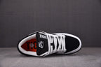 Nike SB Dunk Low TIGHTBOOTH