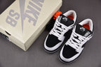 Nike SB Dunk Low TIGHTBOOTH