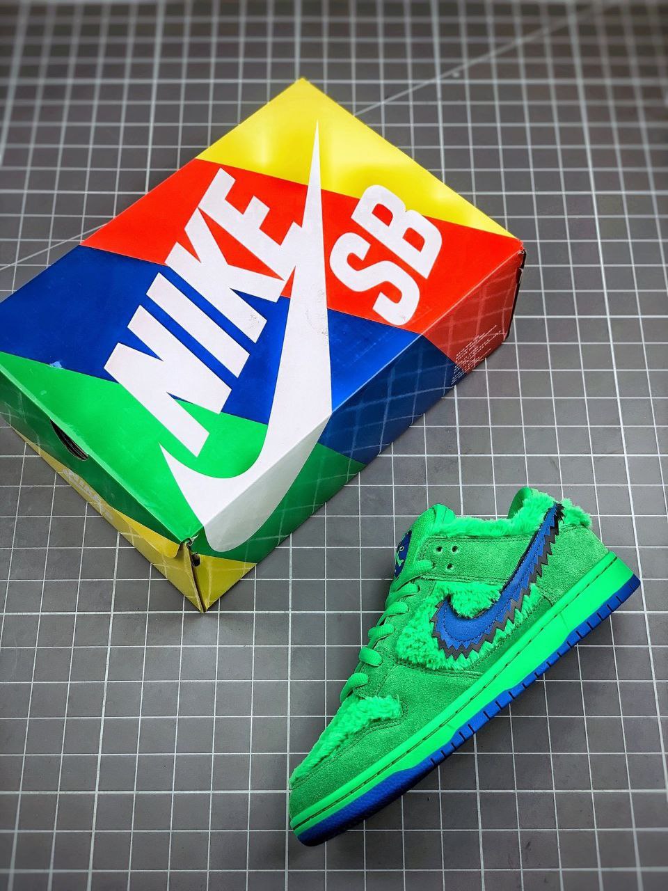 Nike SB Dunk Low Grateful Dead Bears Green