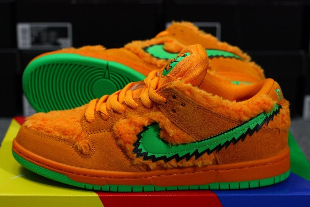 Nike SB Dunk Low Grateful Dead Bears Orange