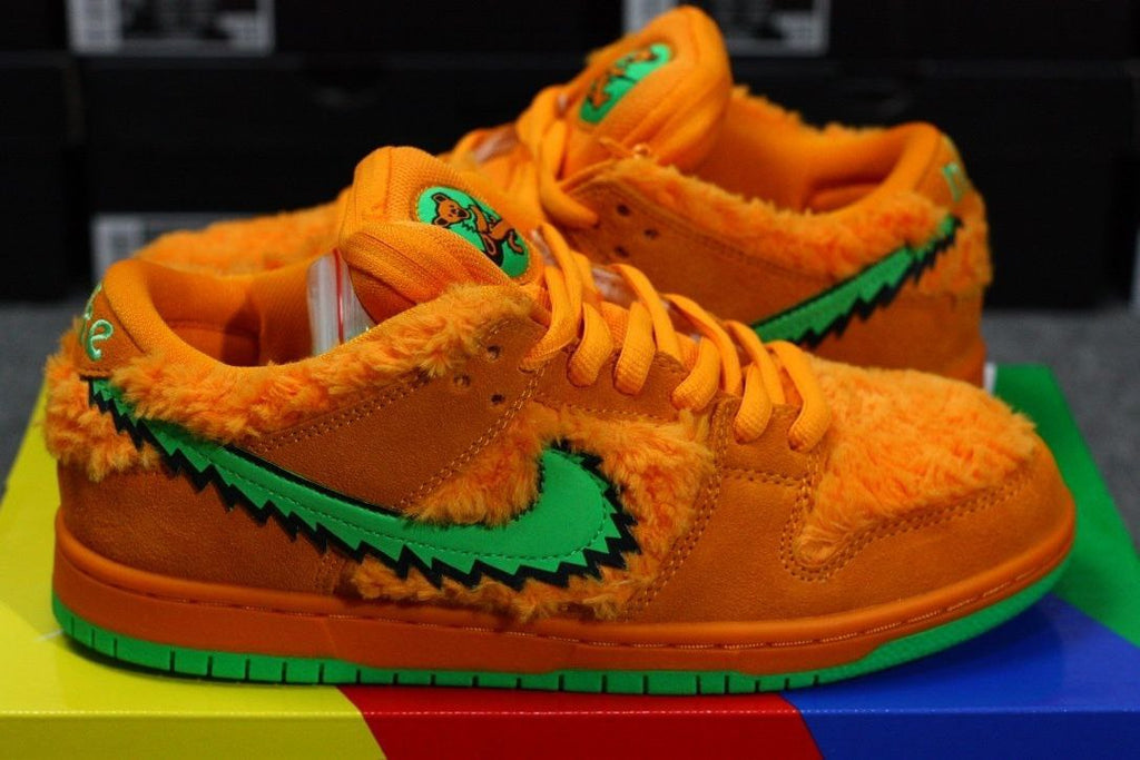 Nike SB Dunk Low Grateful Dead Bears Orange