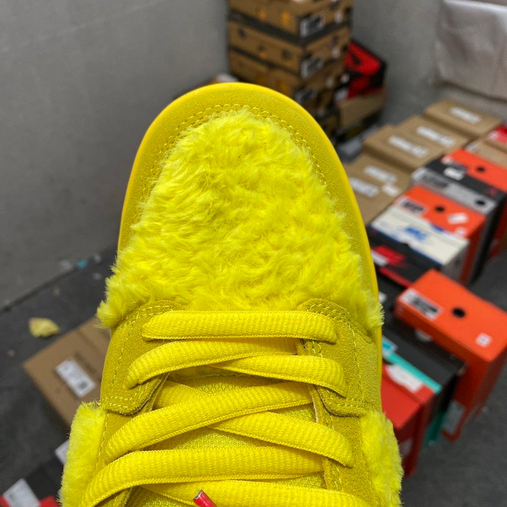 NikeSB Dunk Low Grateful Dead Bears Opti Yellow