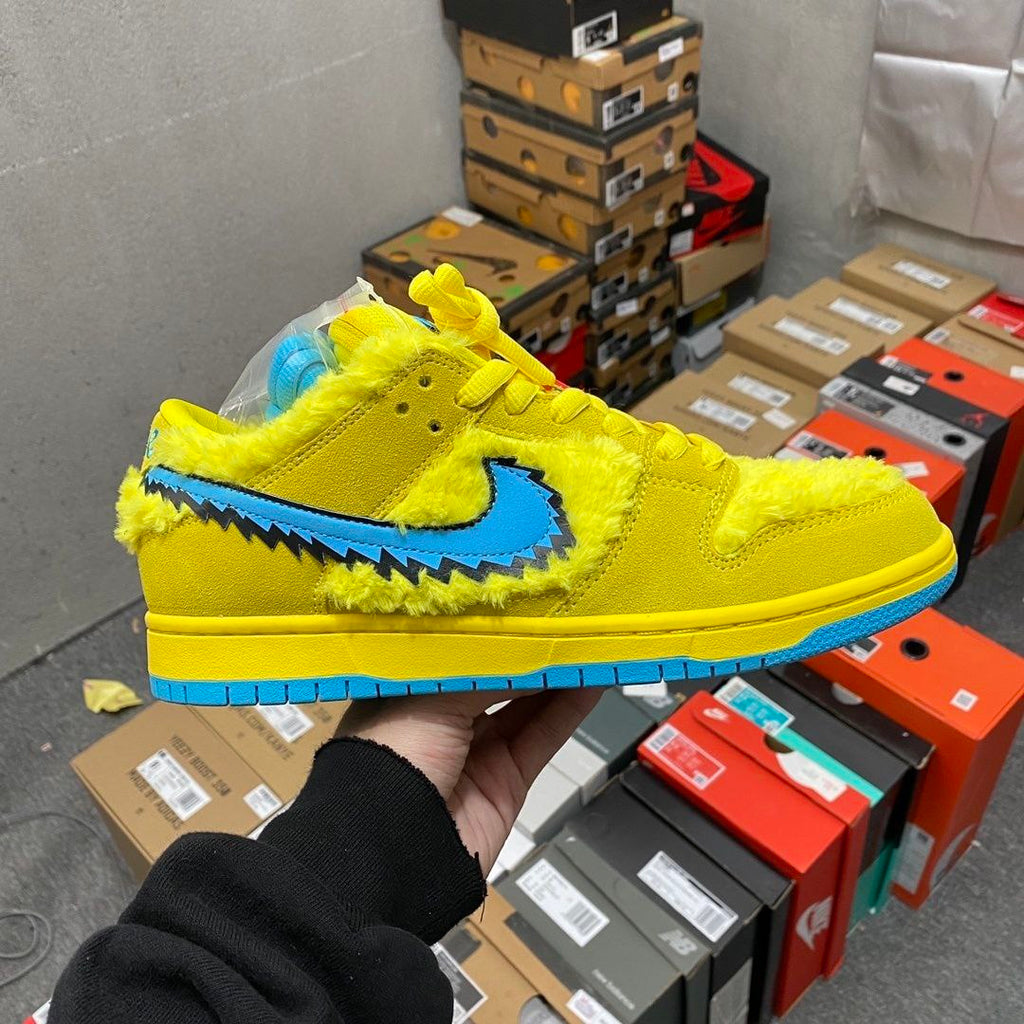 NikeSB Dunk Low Grateful Dead Bears Opti Yellow
