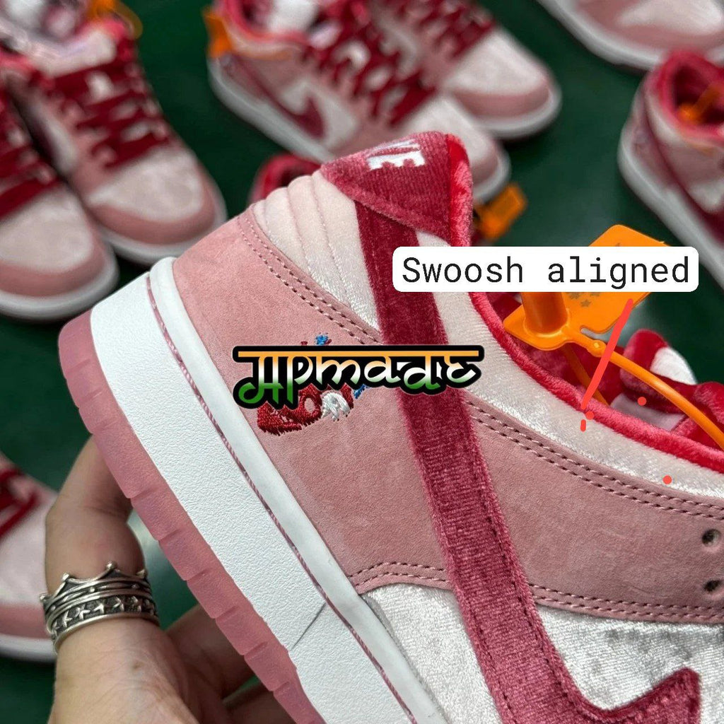 Nike SB Dunk Low StrangeLove Skateboards