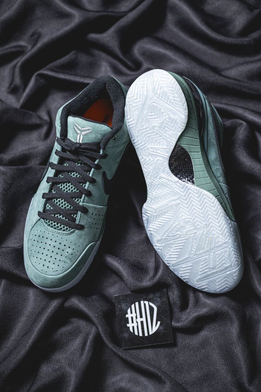 Nike Kobe 4 Protro Girl Dad