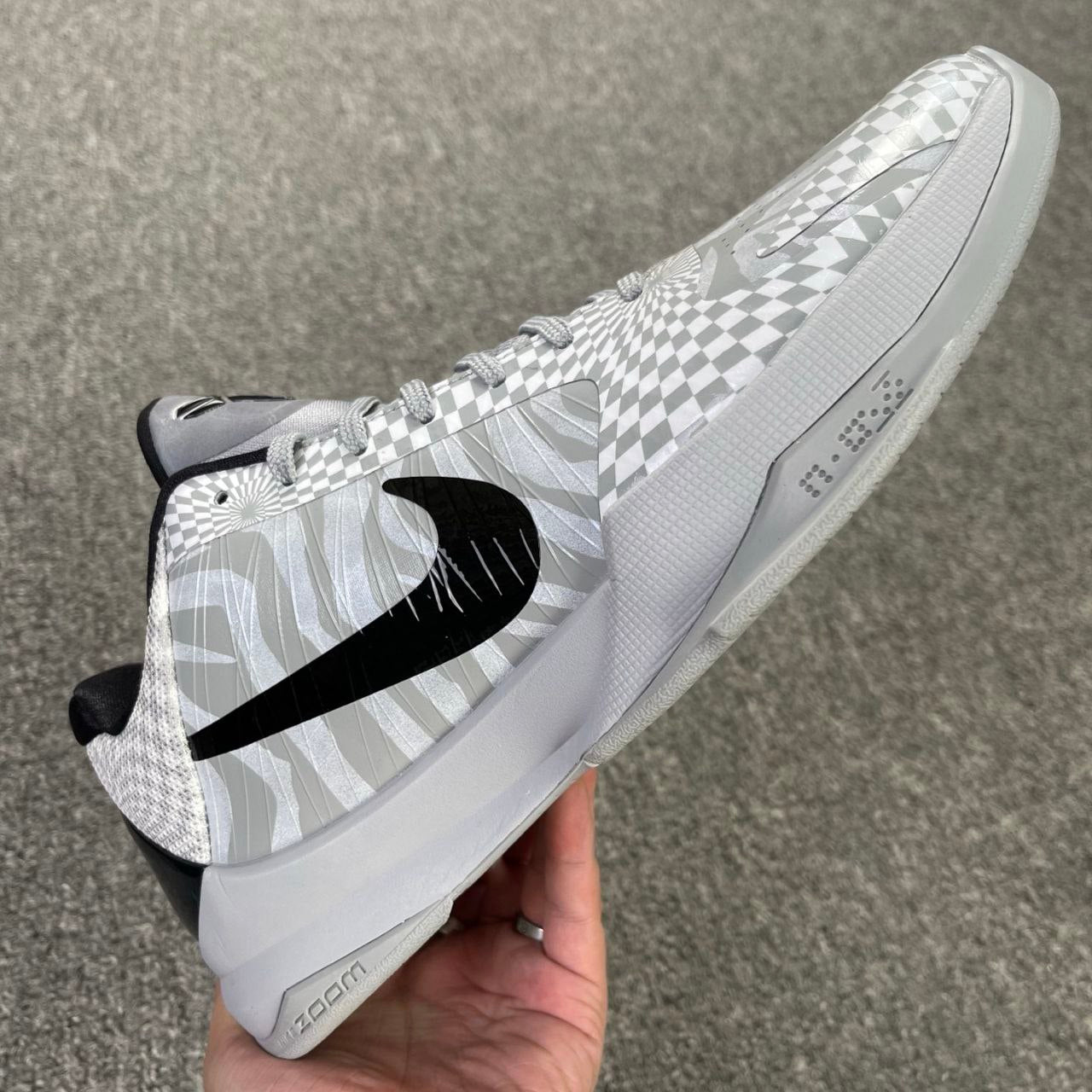 Nike Kobe 5 Protro Zebra PE