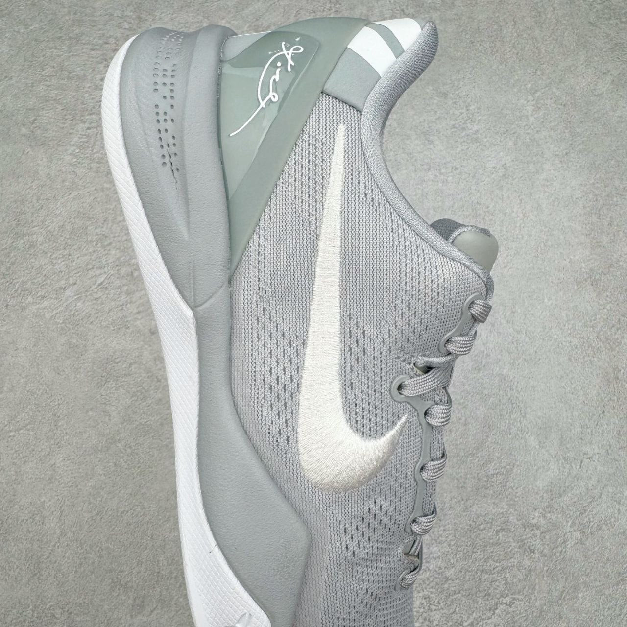 Nike Kobe 8 Protro Wolf Grey