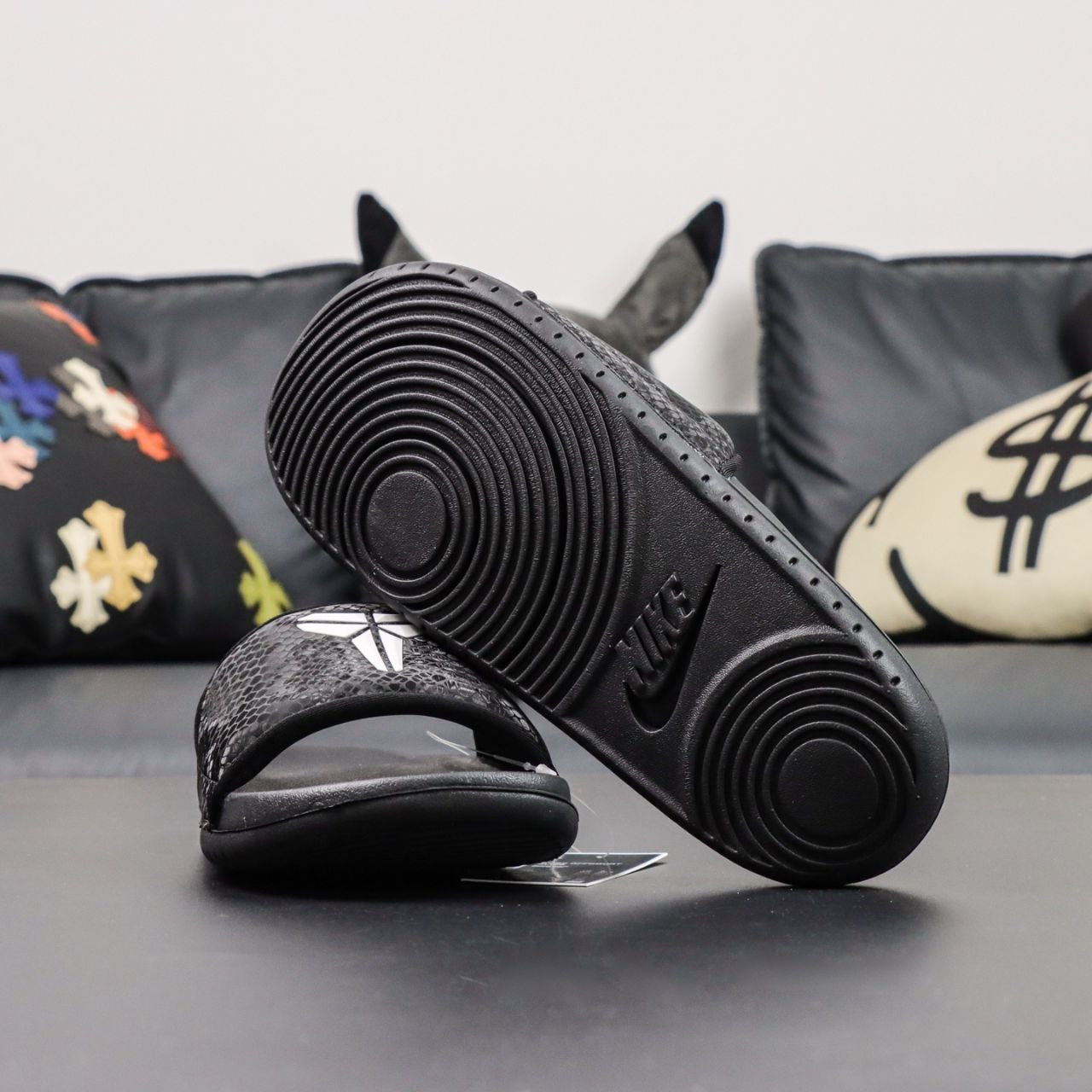 Nike Kobe Offcourt Slide Black