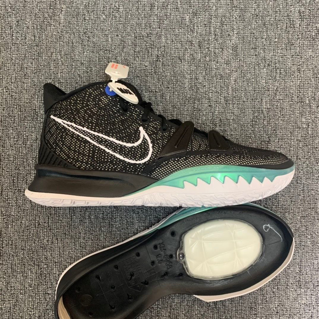 Nike Kyrie 7 Brooklyn Black