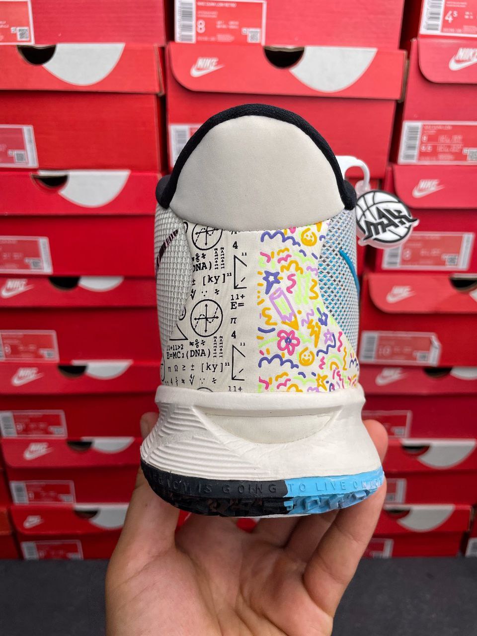 Nike Kyrie 7 1 World 1 People