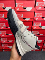 Nike Kyrie 7 1 World 1 People