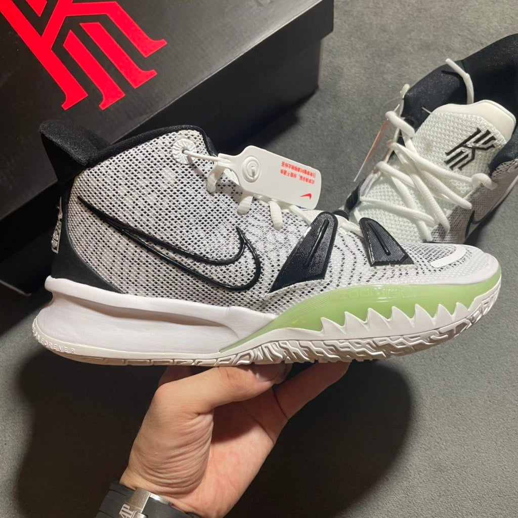 Nike Kyrie 7 Brooklyn Beats