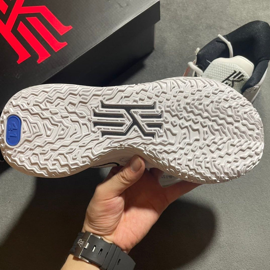 Nike Kyrie 7 Brooklyn Beats