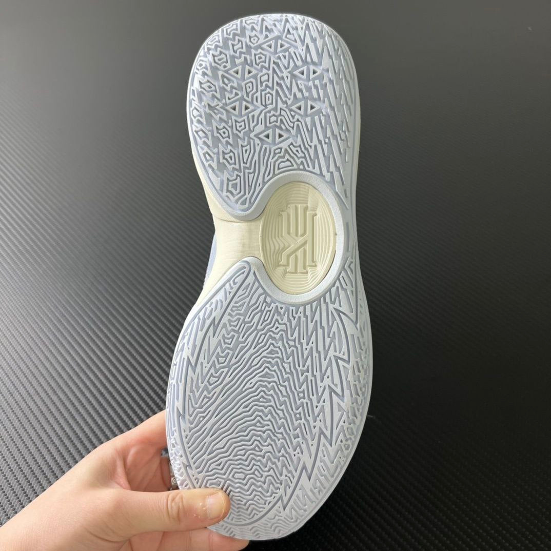 Nike Kyrie Low 5 Nets