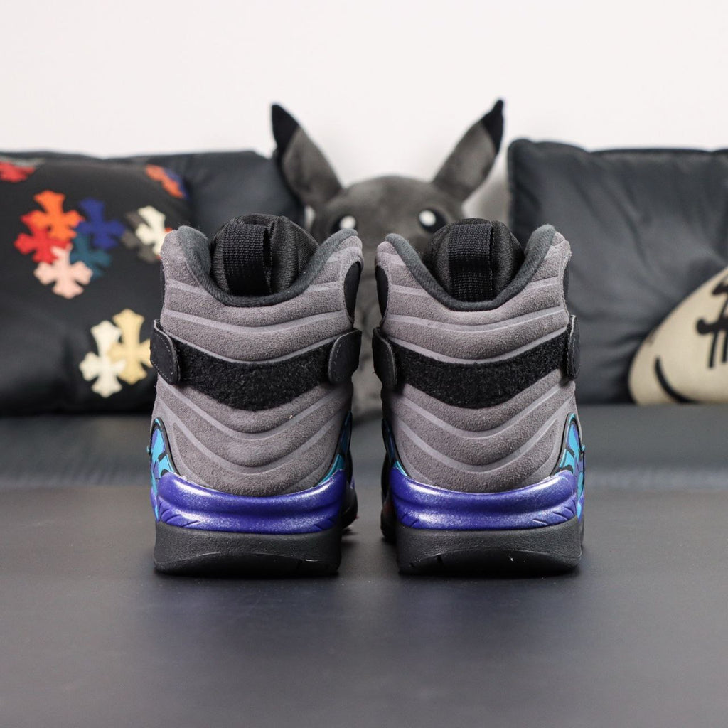 Air Jordan 8 Retro Aqua 2025