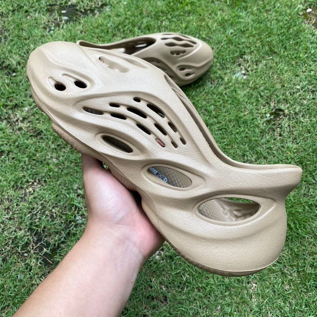 Adidas Yeezy Foam RNR