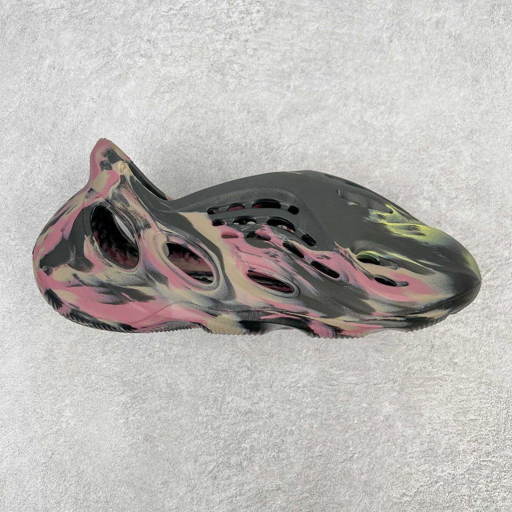 Adidas Yeezy Foam RNR