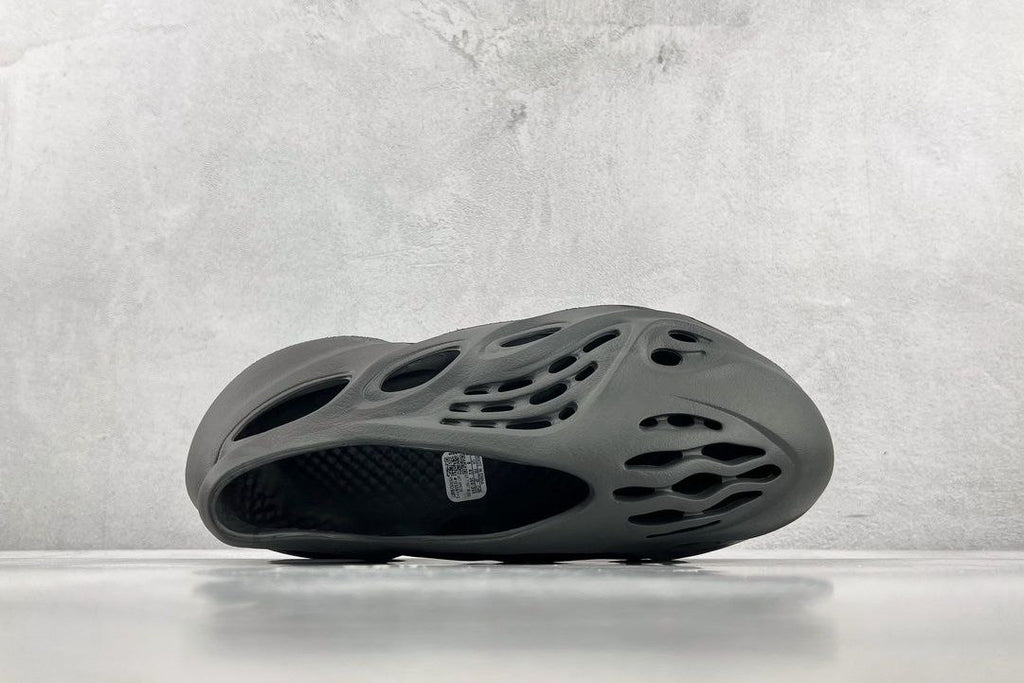 Adidas Yeezy Foam RNR