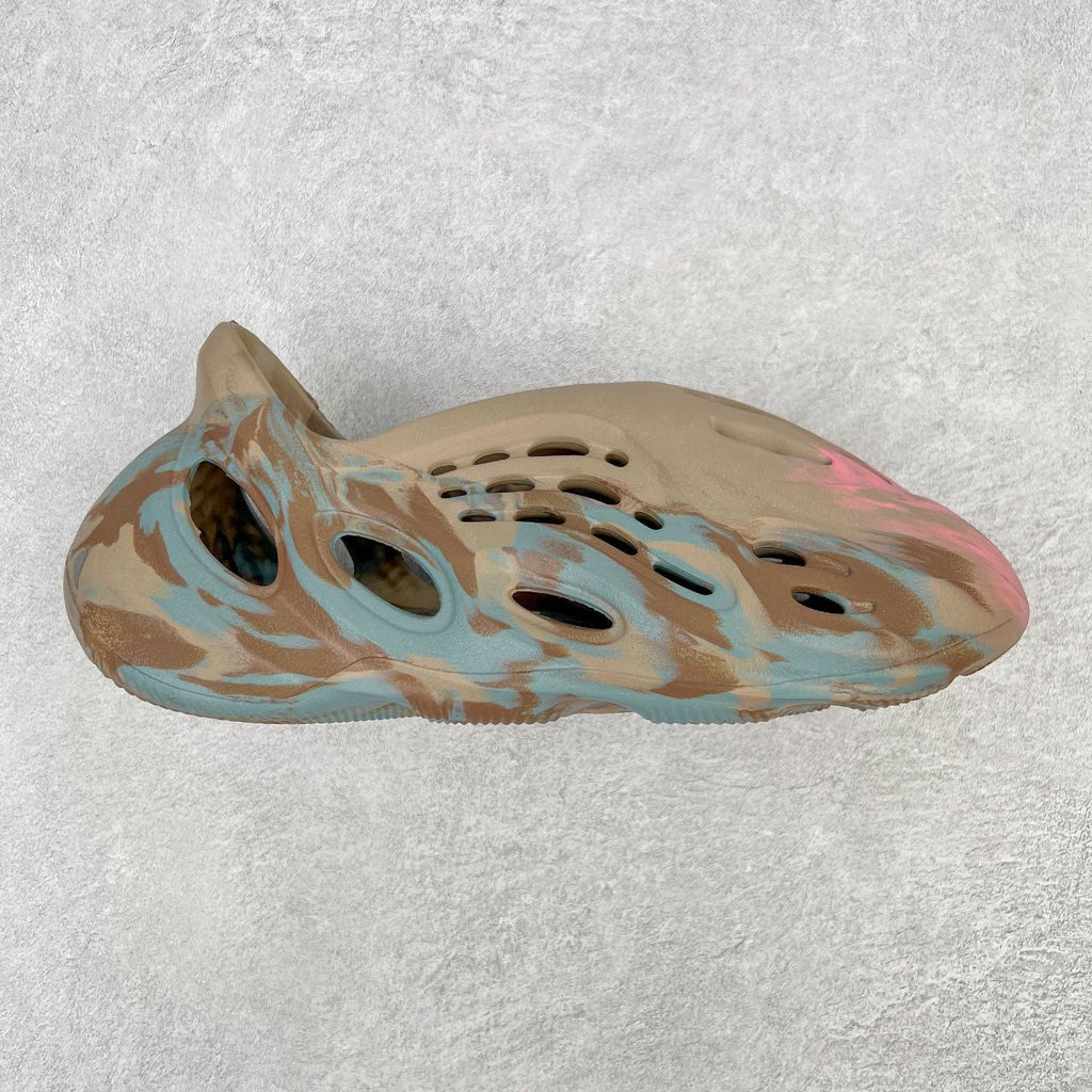 Adidas Yeezy Foam RNR