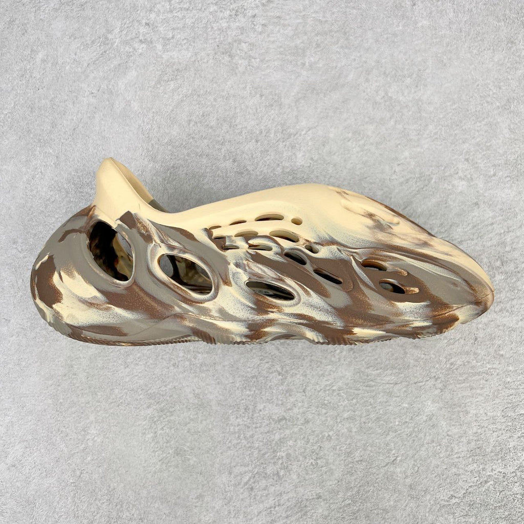 Adidas Yeezy Foam RNR