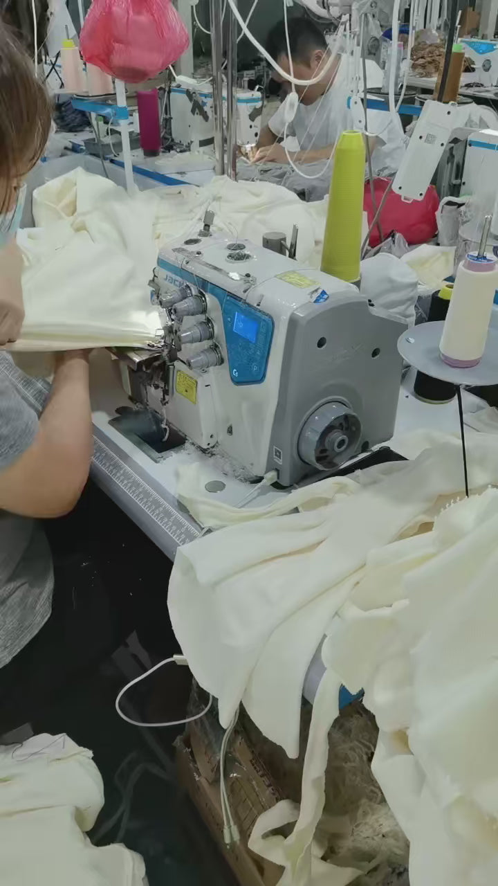 Louis Vuitton Solid Color Long-Sleeved Pullover Hoodie