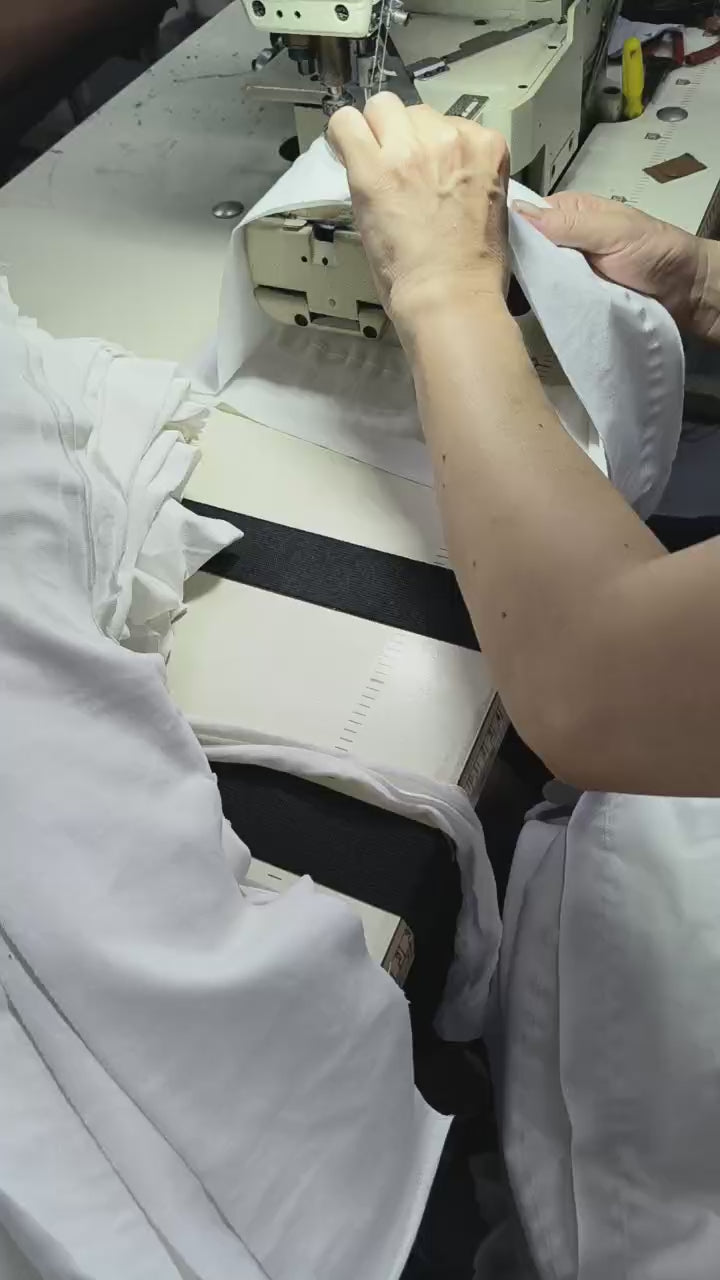 Miu Miu Solid Color Embroidered Long-sleeved Polo Shirt